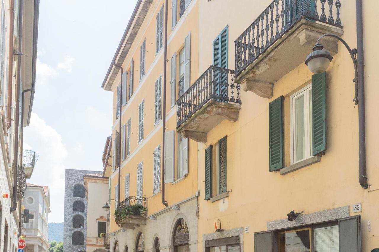 Da Pia In Historycal Como City Centre By Rent All Como Bagian luar foto
